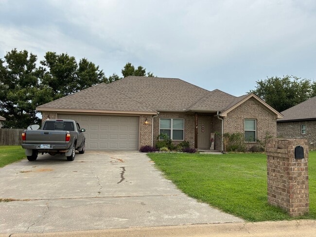Building Photo - 2712 Ridgewood Rd