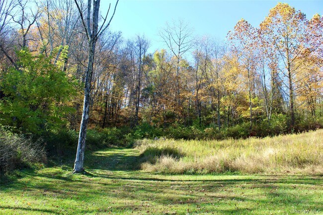3 Spruce Hl