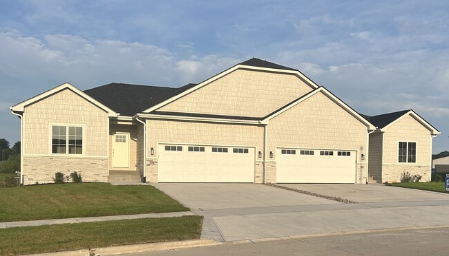 Building Photo - 778 NE 71st St