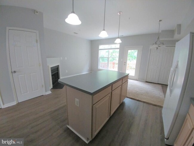 Photo - 8 Harbour Heights Dr