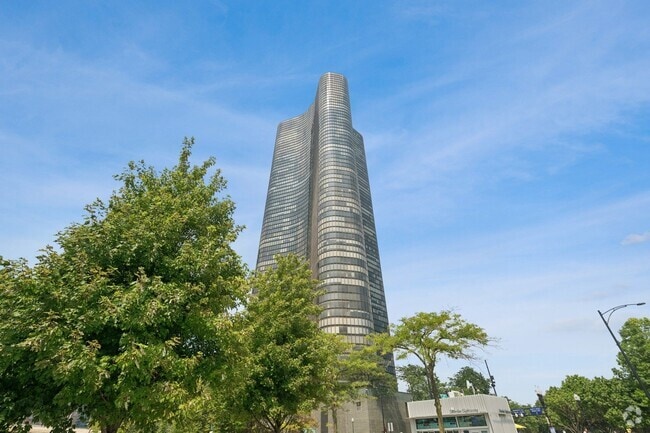Building Photo - 505 N Lake Shore Dr Unit 6102 Rental