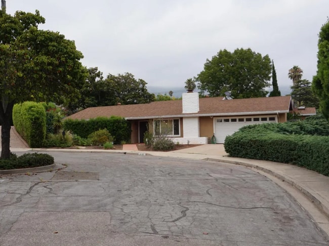 Building Photo - Your Serene Oasis Awaits in the Hope Neigh... Rental