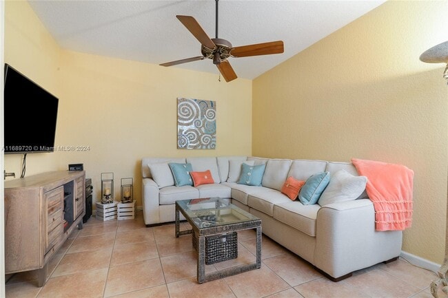 Photo - 2814 Kinsington Cir