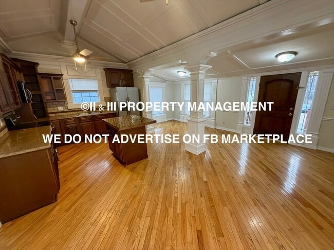 Photo - 2609 W 45th Ave