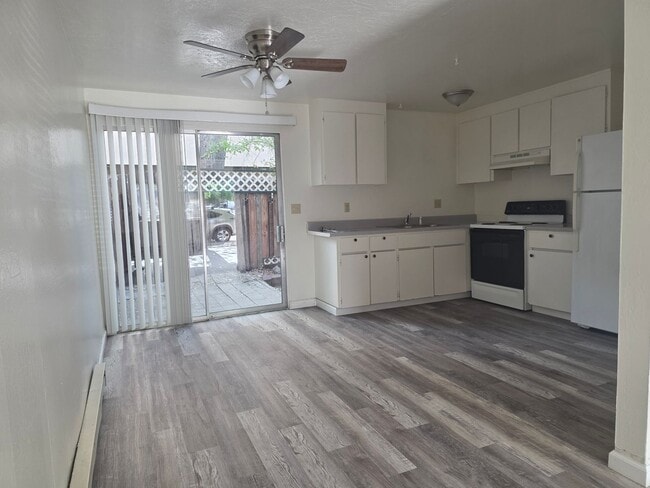 Photo - 1901 N Peter's St