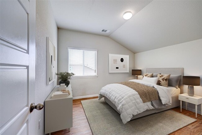 Photo - 126 Screech Owl Dr