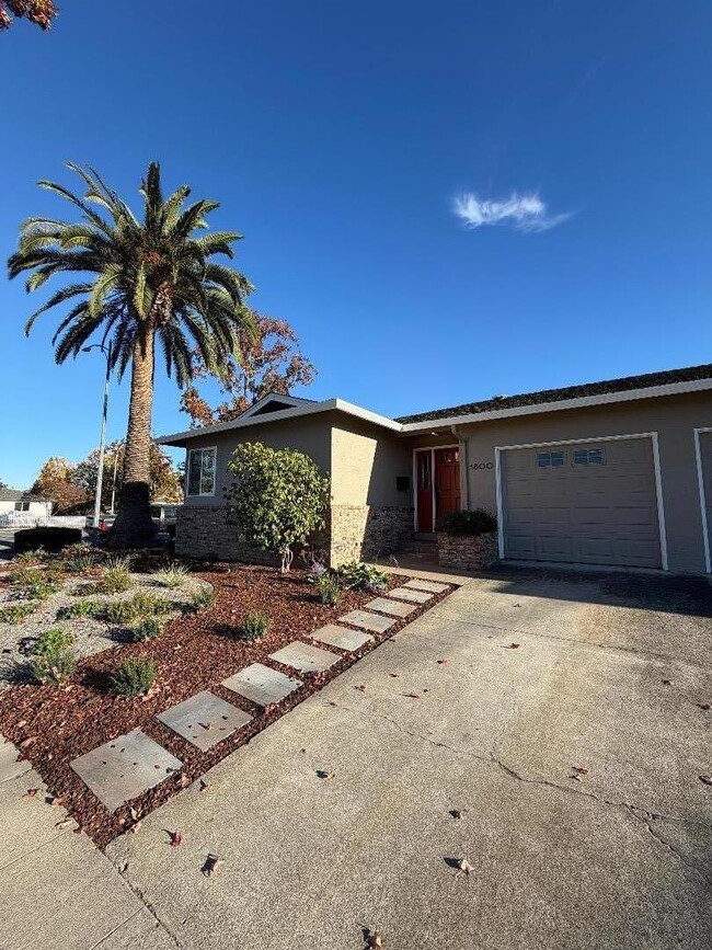 Building Photo - 1800 Terri Way