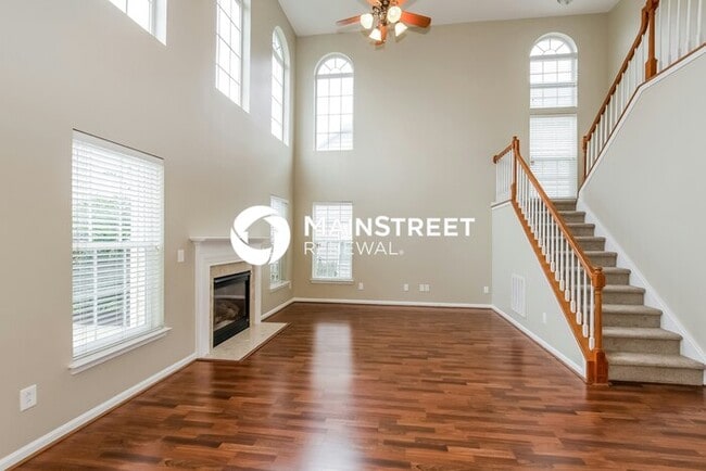 5 Bedroom Pet-Friendly Home in Charlotte, NC with Main Street Renewal