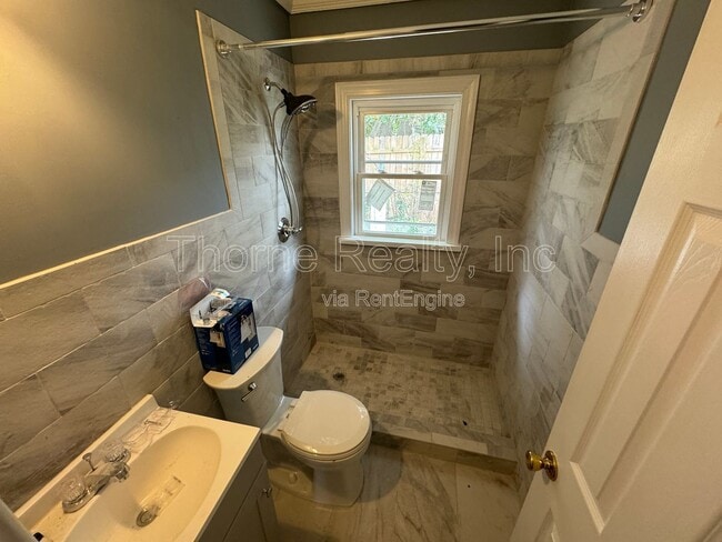 Photo - 307 E Battle Ave