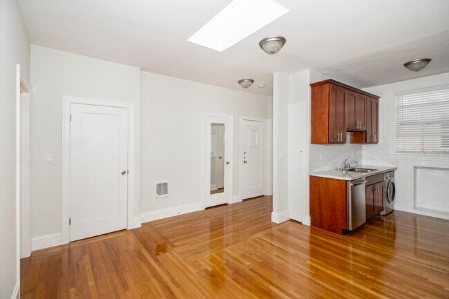 Photo - 470 14th Street