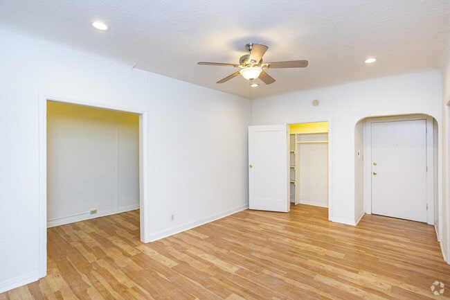 1BR, 1BA - 550 SF - Building 1730 - #305