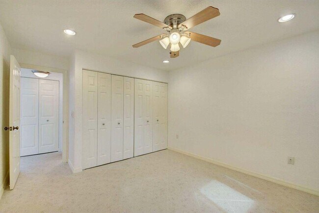 Photo - 4838 Esedra Ct Unit 201