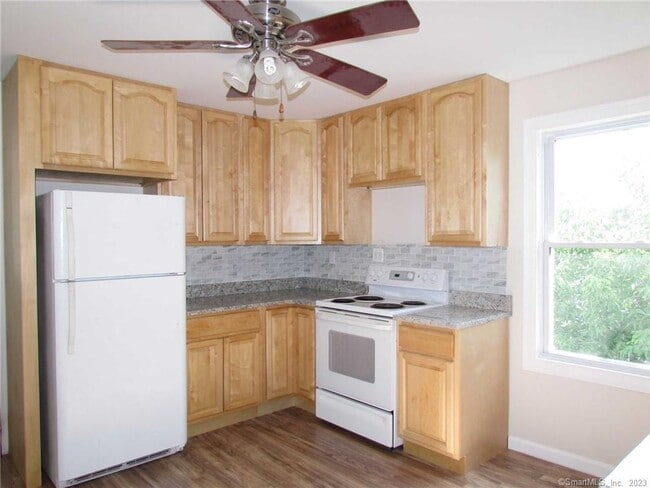 Photo - 110 Culvert St Unidad 2