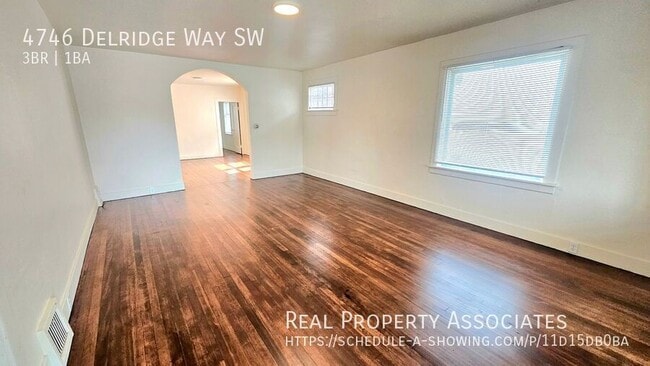 Photo - 4746 Delridge Way SW