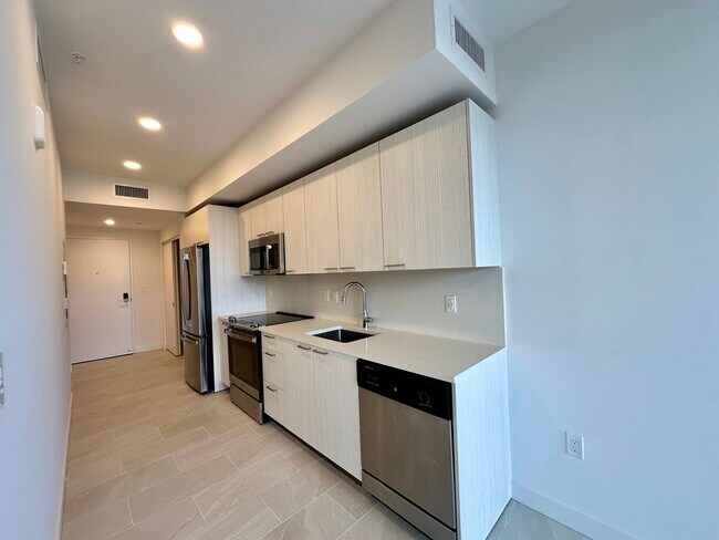Photo - 1936 NW 2nd Ct Unidad A12 Rental
