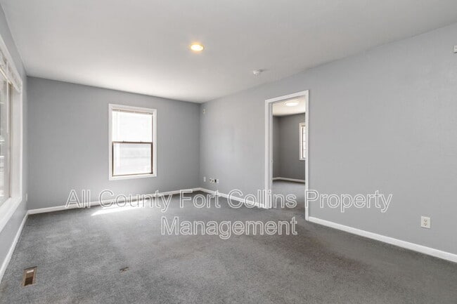 Photo - 817 E Laurel St