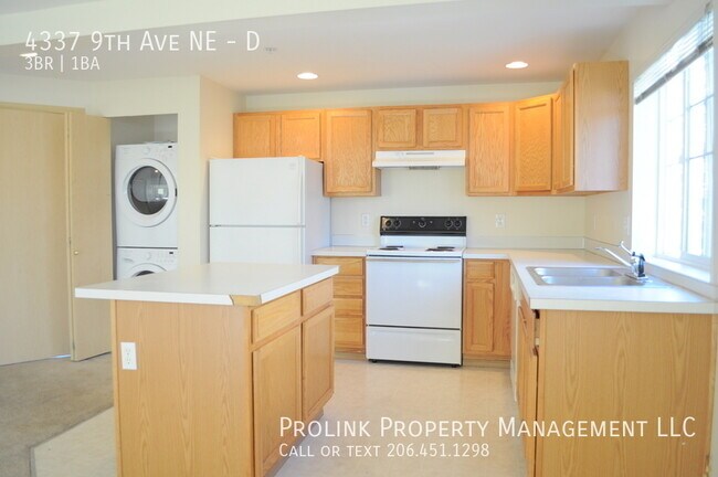 Photo - 4337 9th Ave NE Unit D