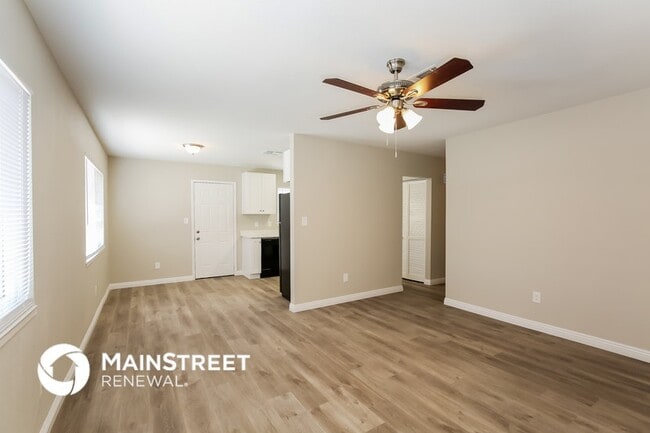 Photo - 2308 Revere St