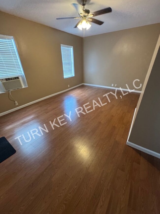 Photo - 4227 N Massachusetts Ave