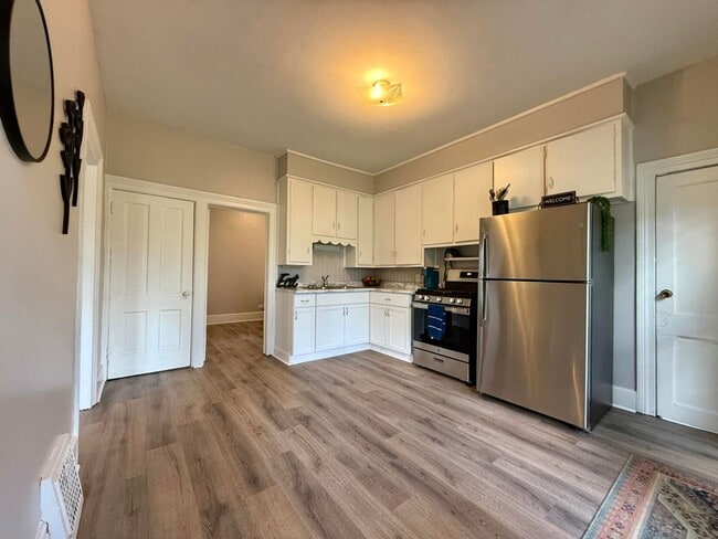 Photo - 280 Mason Ave Unit #1