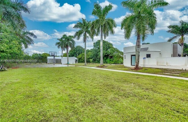 Photo - 14401 SW 63rd St