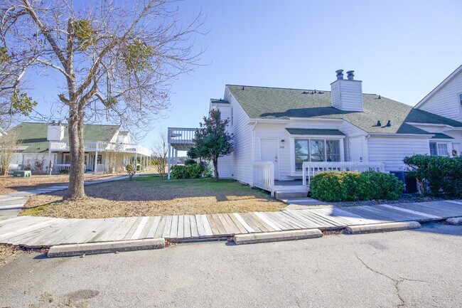 Photo - "Charming Studio Retreat with Modern Comforts in Vass, NC!"