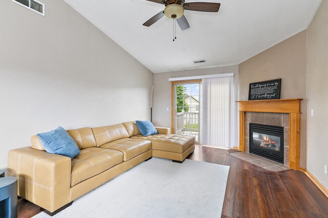 Photo - 952 Arvle Cir Unit 952
