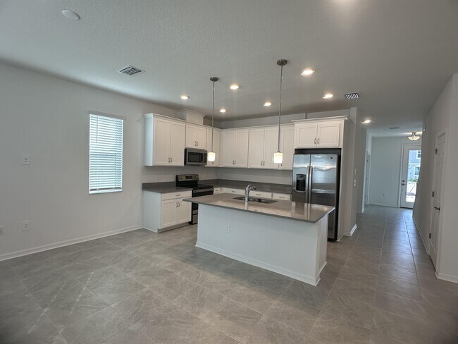 Photo - 1833 Cockpit Ln