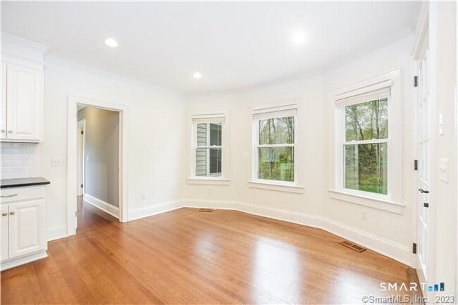456 White Oak Shade Rd