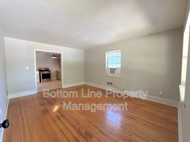 Photo - 1943 Wilmore Dr Unit C