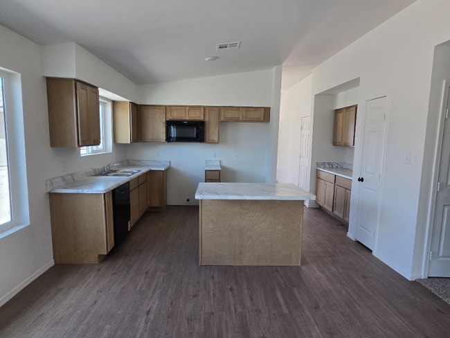 Building Photo - 4982 E 46th Pl Rental