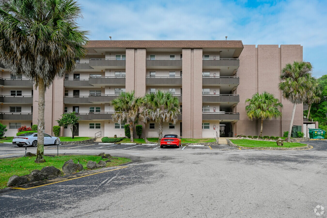 Alterno - Tomoka Oakwood North