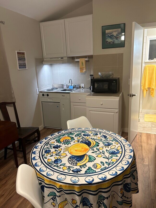 Photo - 32800 Nameless Ln (Cottage) Unidad D