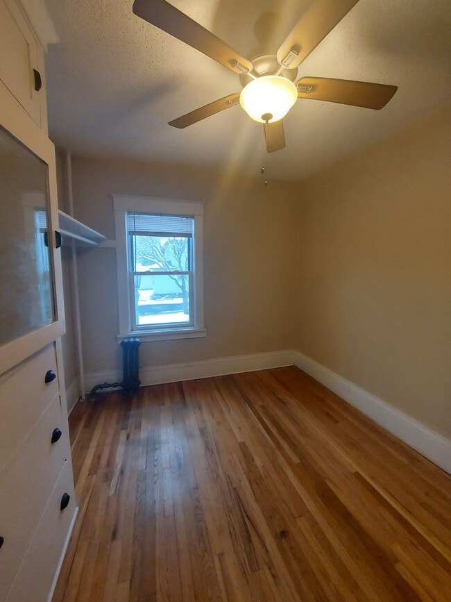 Photo - Fry Street Station