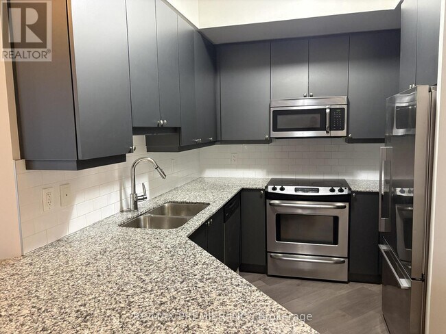 Photo - 25 Fontenay Ct Unit 512