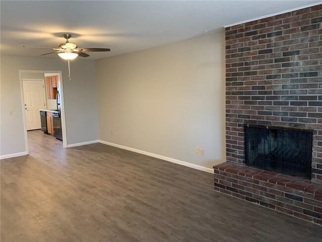 Photo - 14897 Dutchmans Dr