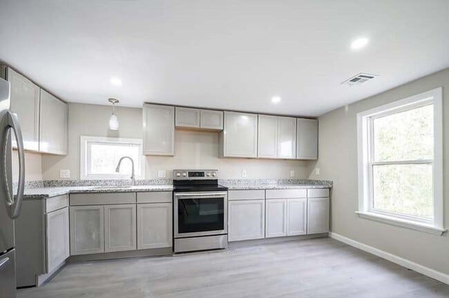 Photo - 42 Mason St Townhome