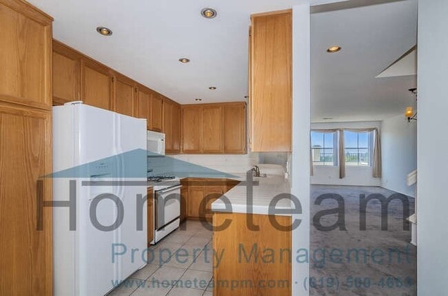 Building Photo - **500 MOVE IN CREDIT** 2BR / 2.5 BA 1314 SQFT TOWNHOME RANCHO DEL REY/ CHULA VISTA