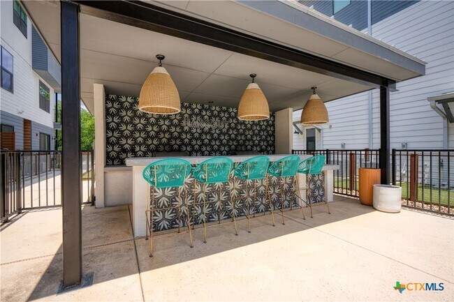 Photo - 1208 N Academy Ave Unidad 3201