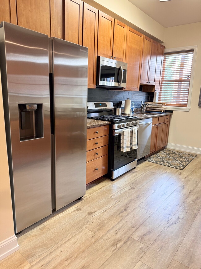 Photo - 1209 I St NE