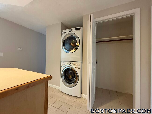 Photo - 13-27 Kenmar Dr. Unit 34