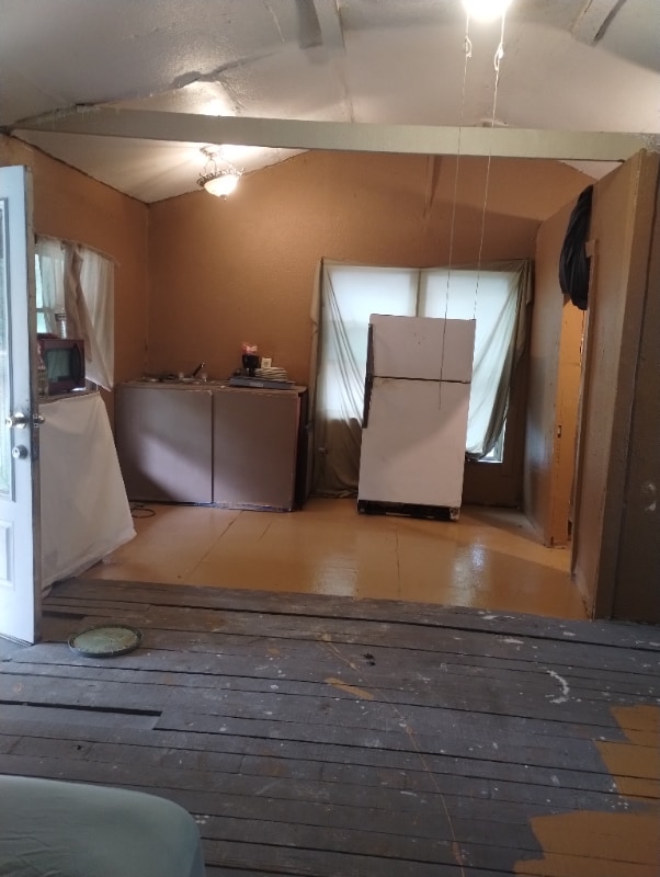 Photo - 357 Holly Ln