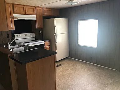 808 Trotwood Dr