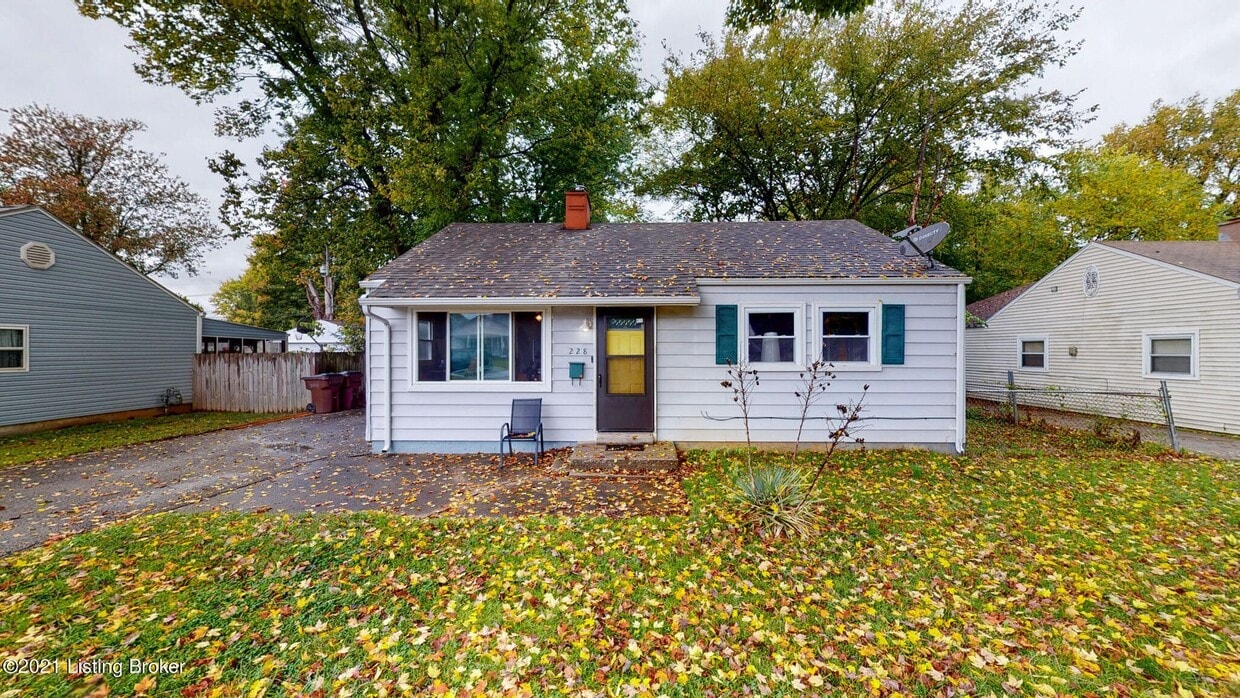 Frontyard - 228 Bonnie Ln (Louisville, KY)