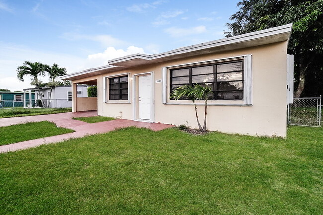 Photo - 16401 NW 21st Ave