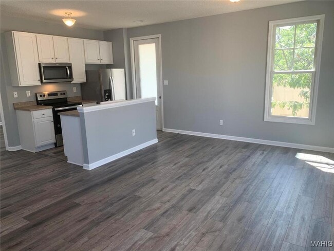 Photo - 3410 E Lime Kiln Unit B