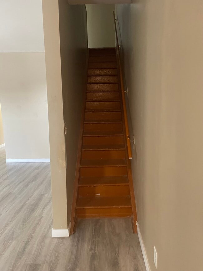 Photo - 329 Pritchard Av