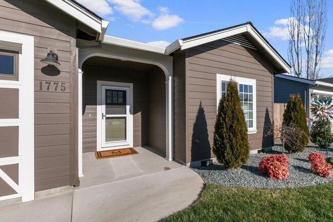 1775 Pearl Eye Ln