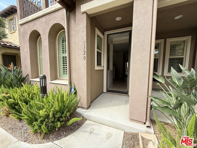 Photo - 1120 Columbia Trl