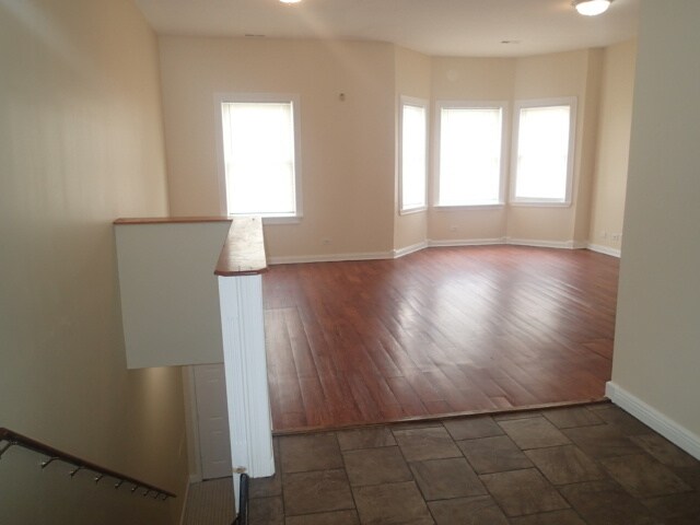 Photo - 5318 S Wells St House